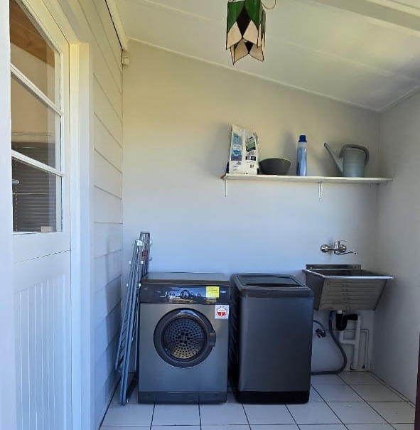 To Let 3 Bedroom Property for Rent in Pringle Bay Western Cape